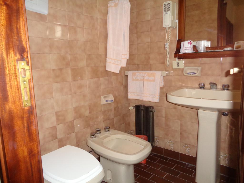 Hotel Caupolican By Visionnaire San Martin de los Andes Room photo
